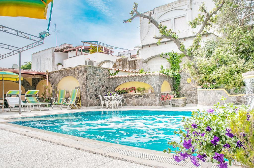 Hotel Annabelle Ísquia Exterior foto