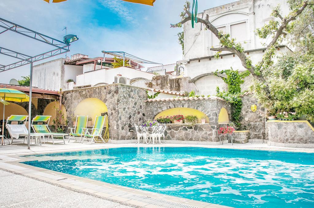 Hotel Annabelle Ísquia Exterior foto