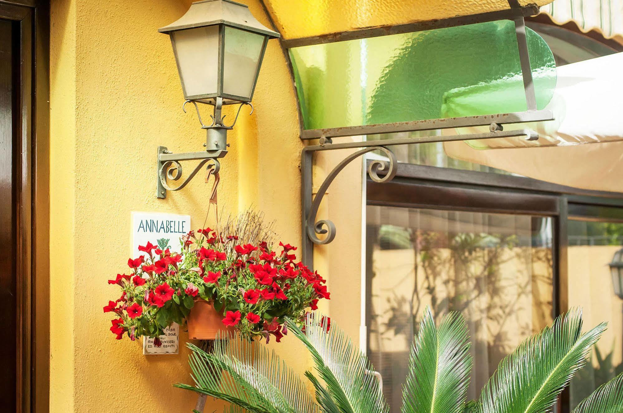 Hotel Annabelle Ísquia Exterior foto